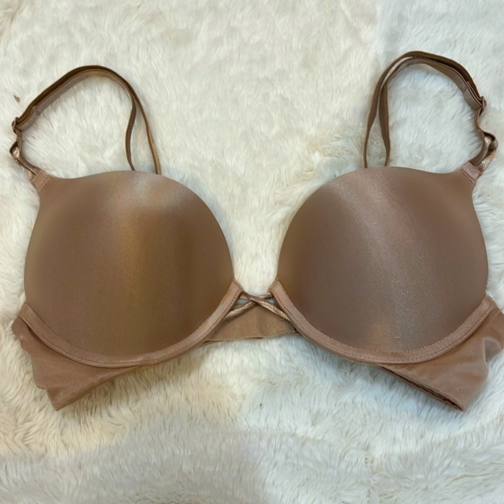 VS bombshell push-up bra!!
